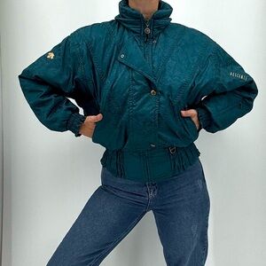 New Descente Insulated Embroidered Logo Dolman Sleeve Hooded Snow Ski Jacket NWT